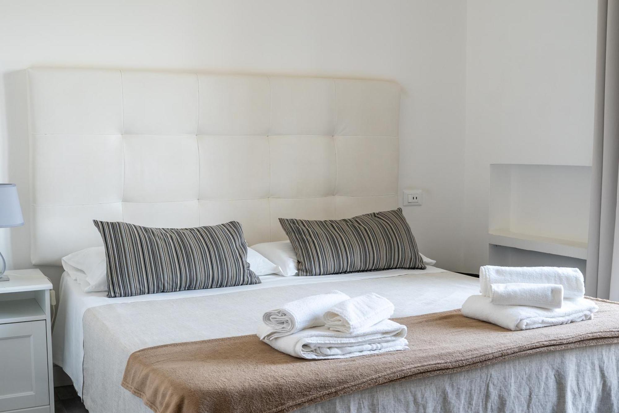 Villa Angela Suite Taranto Exterior photo