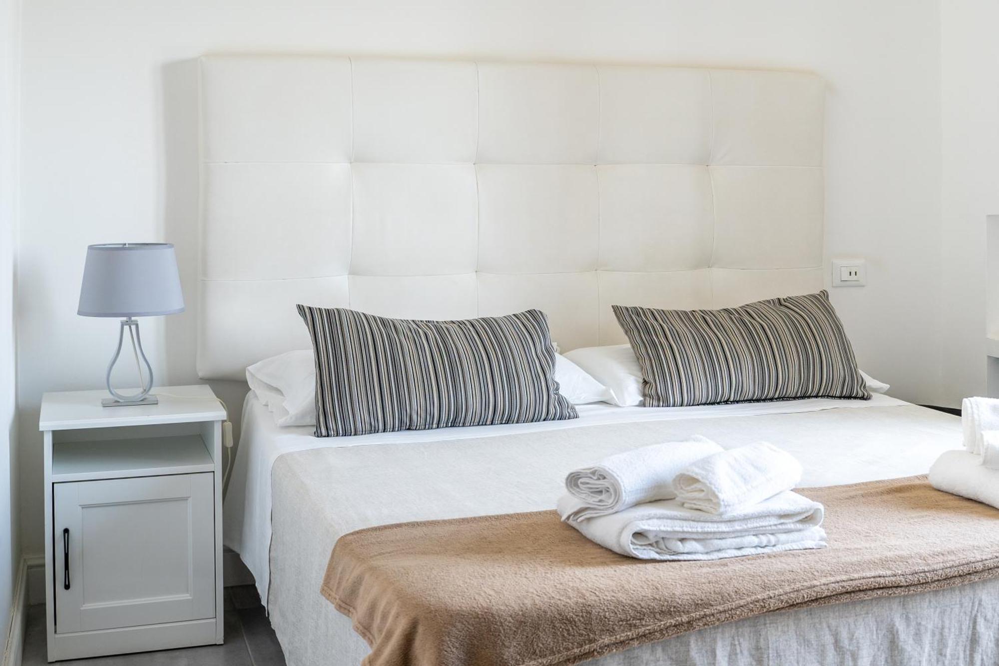 Villa Angela Suite Taranto Exterior photo